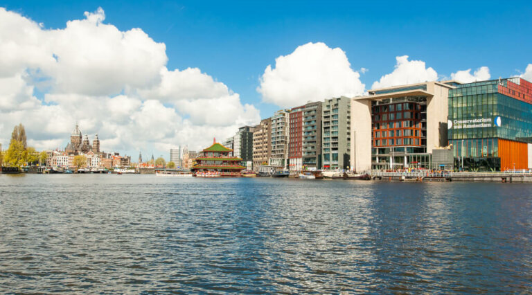 Parkeren bij de Openbare Bibliotheek Amsterdam