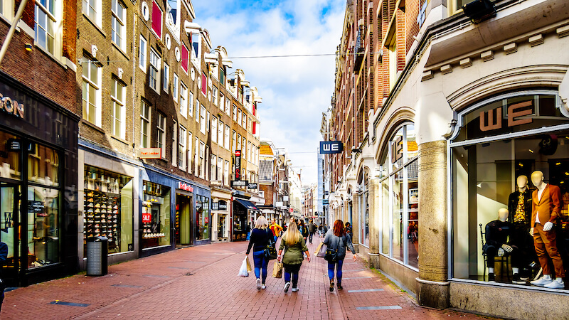 kalverstraat-amsterdam